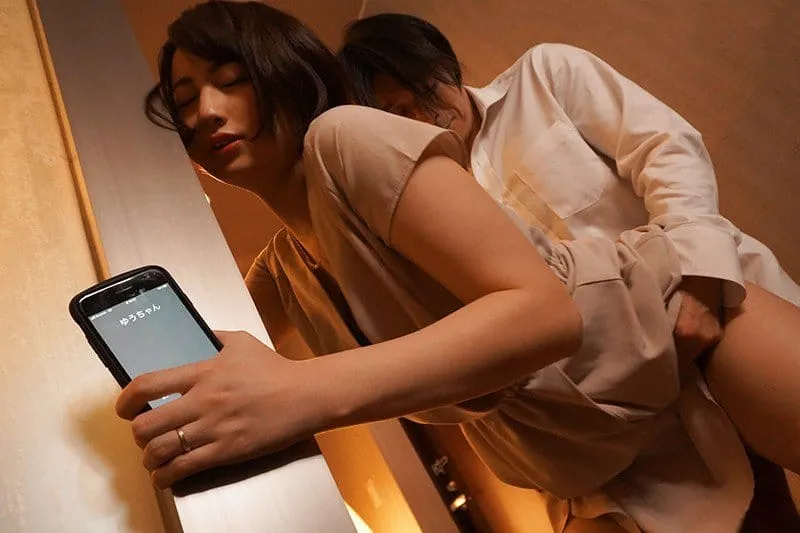 Bà xã đi họp lớp rồi đụ với nyc mặc cho anh xã ở nhà chờ